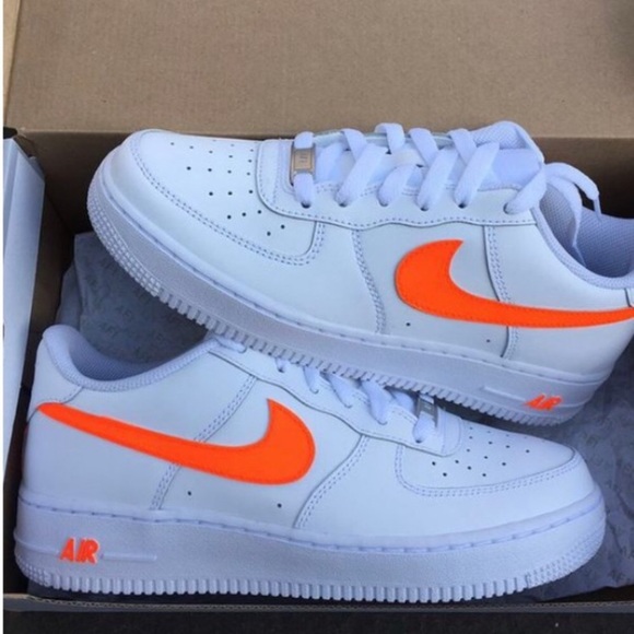 Custom Air Force One - Picture 10 of 16